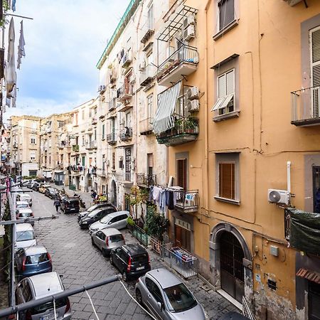 Random B&B Napoli Eksteriør billede