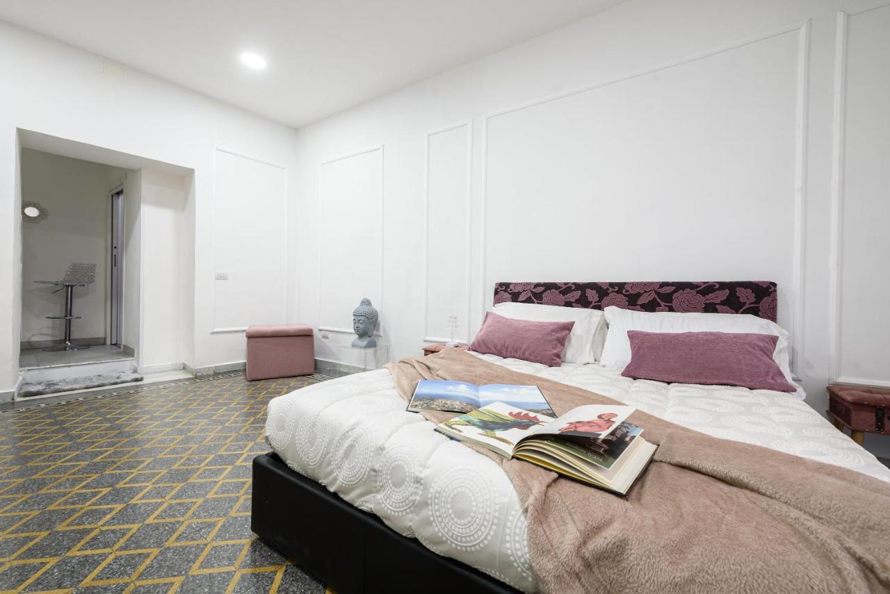 Random B&B Napoli Eksteriør billede