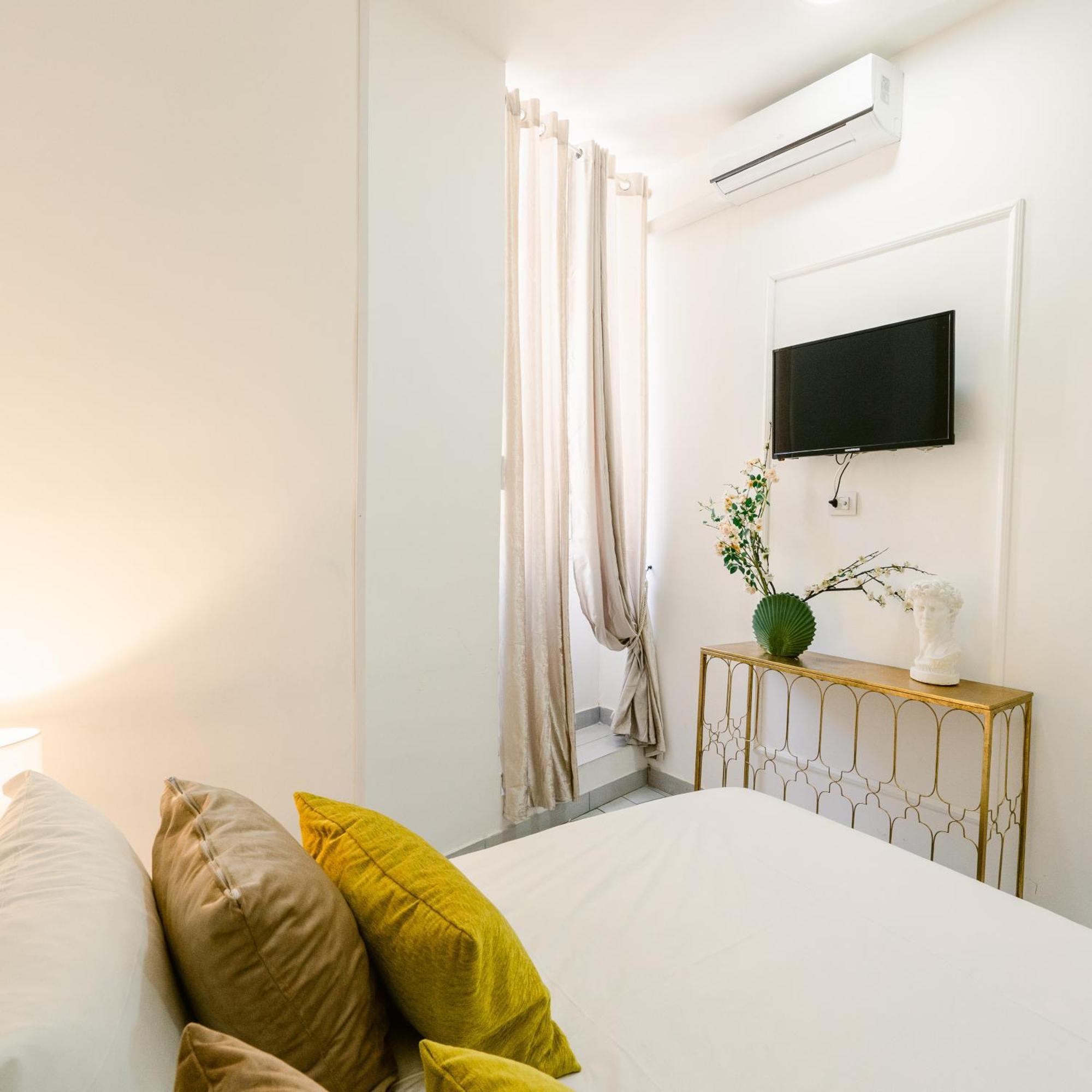 Random B&B Napoli Eksteriør billede